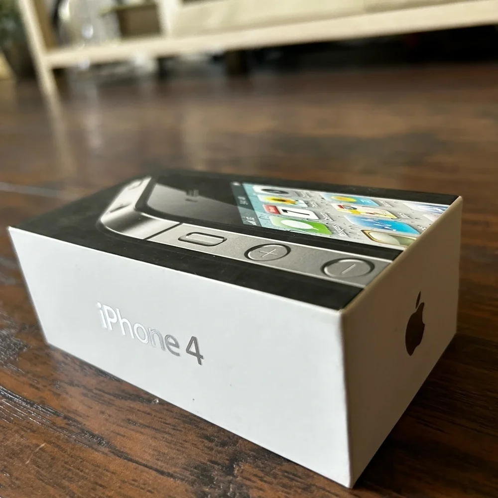 Apple iPhone 4- Box Only